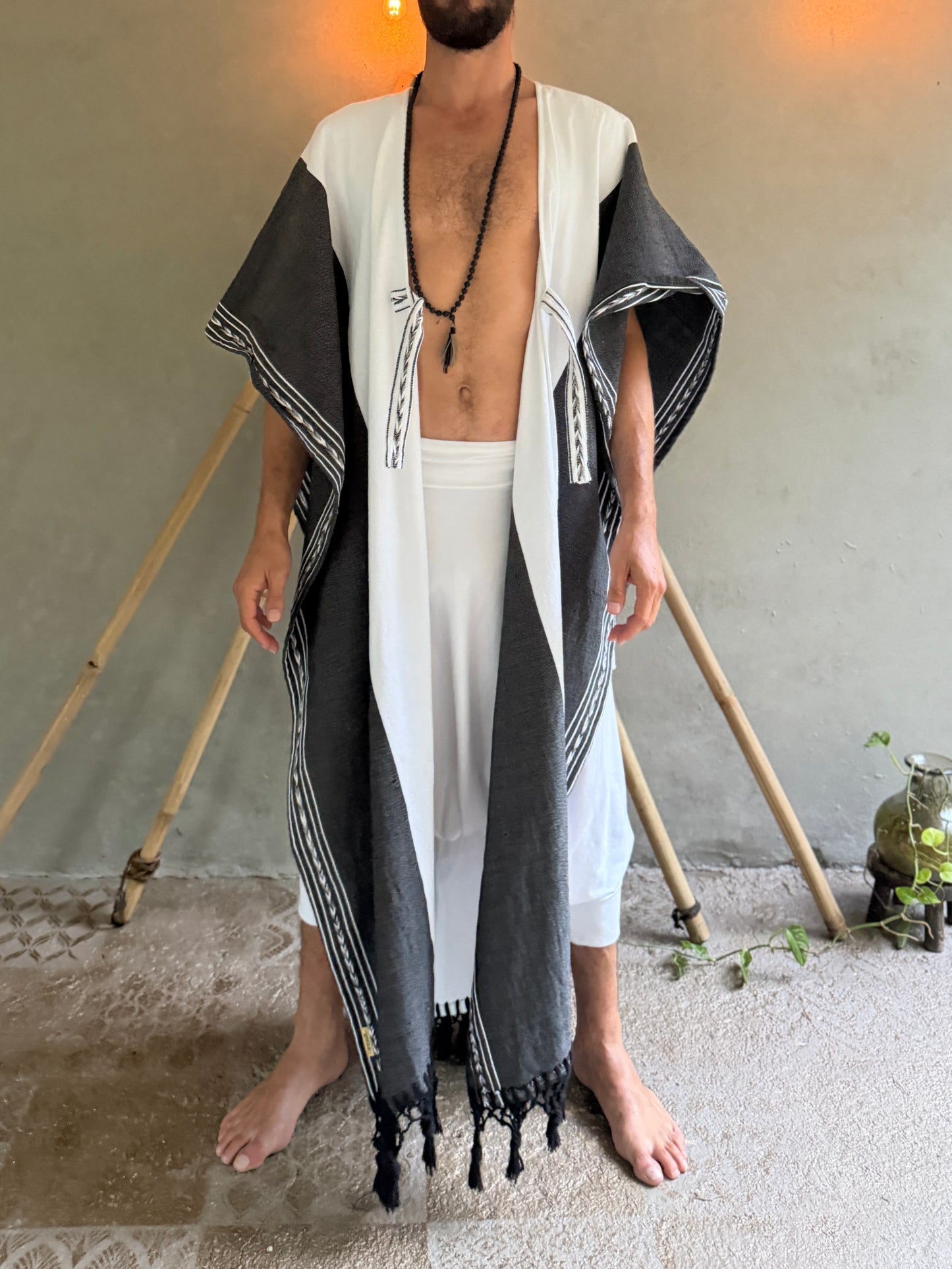 Etera | Handwoven Poncho | Him