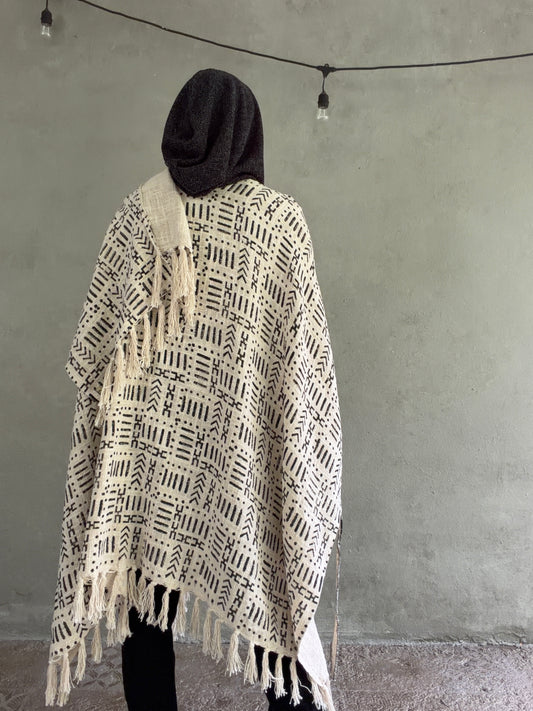 Viento Nomad Cape | Charcoal | Him