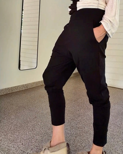 Black Skinny Wander Pant | Her