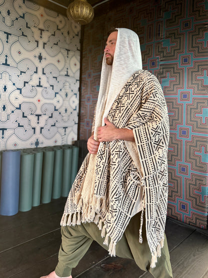 Enam Nomad Cape | White | Him