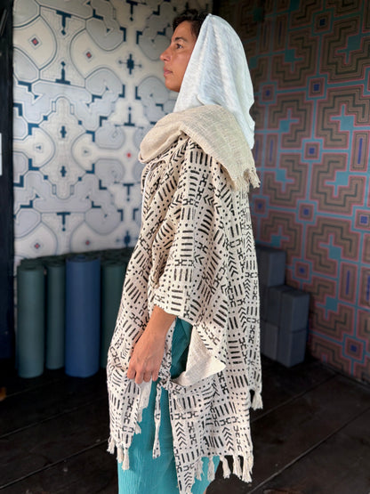 Viento Nomad Cape | Charcoal | Her