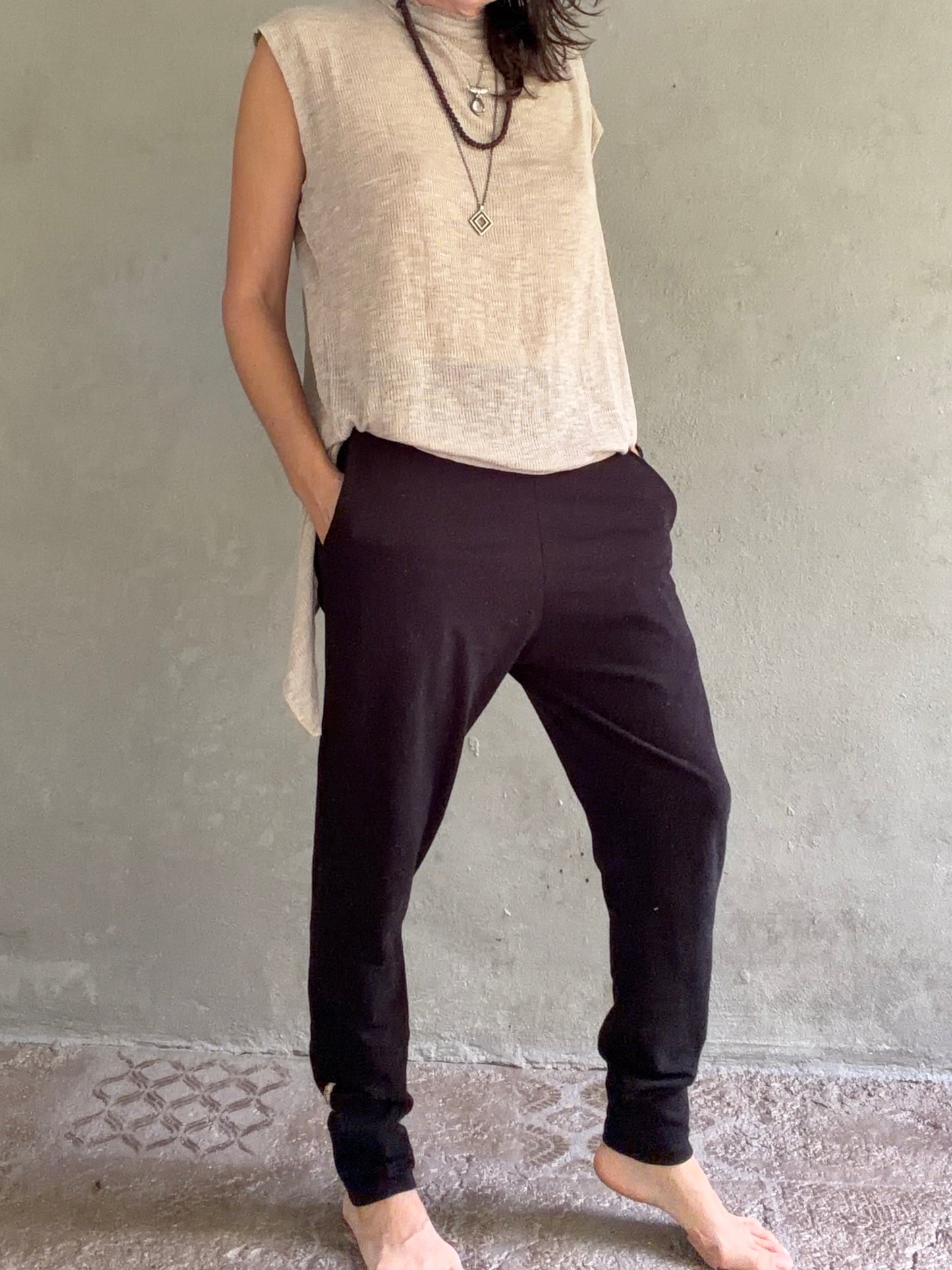 Black Skinny Wander Pant | Her