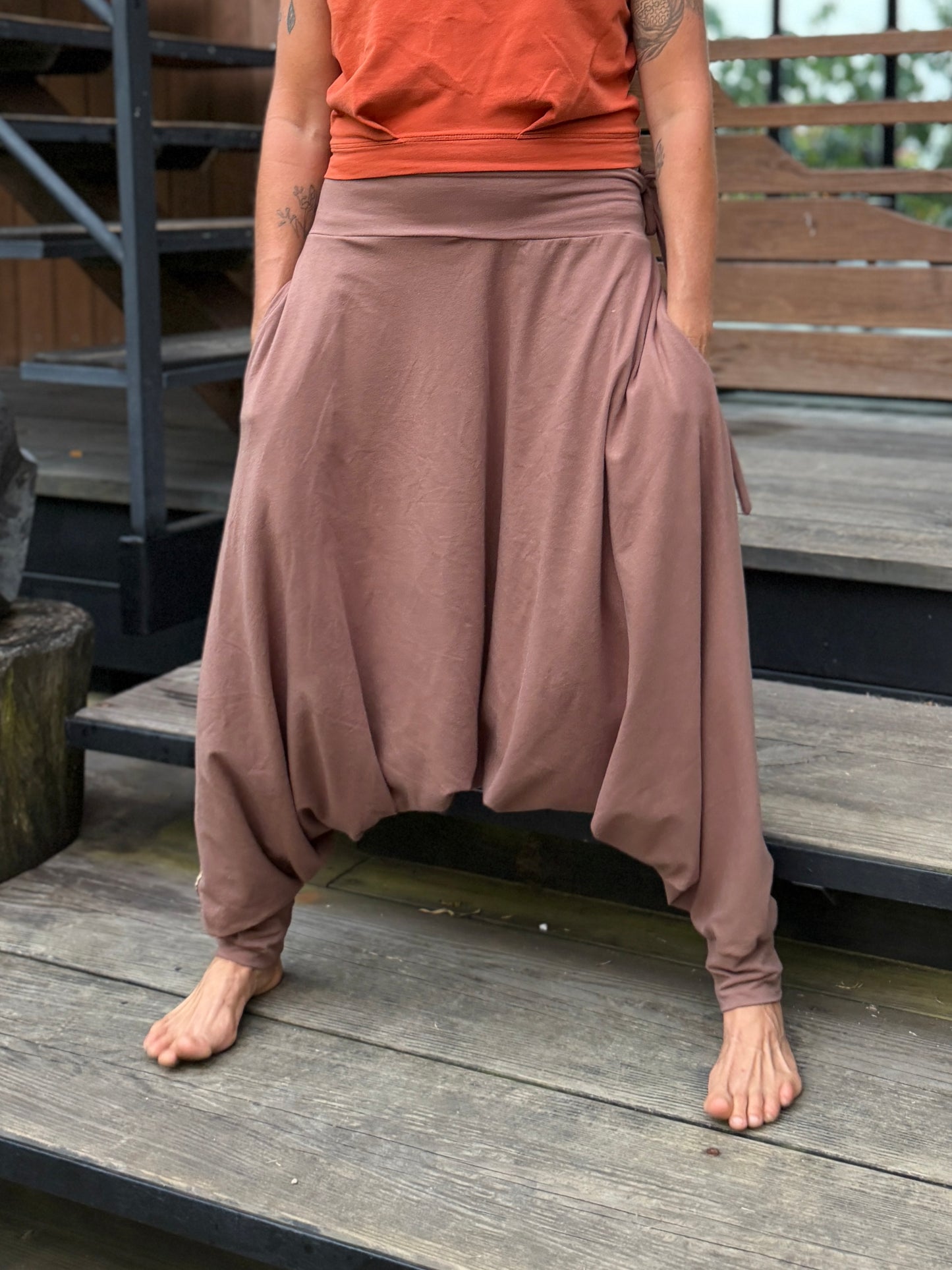 Deep Stretch Pants | Her