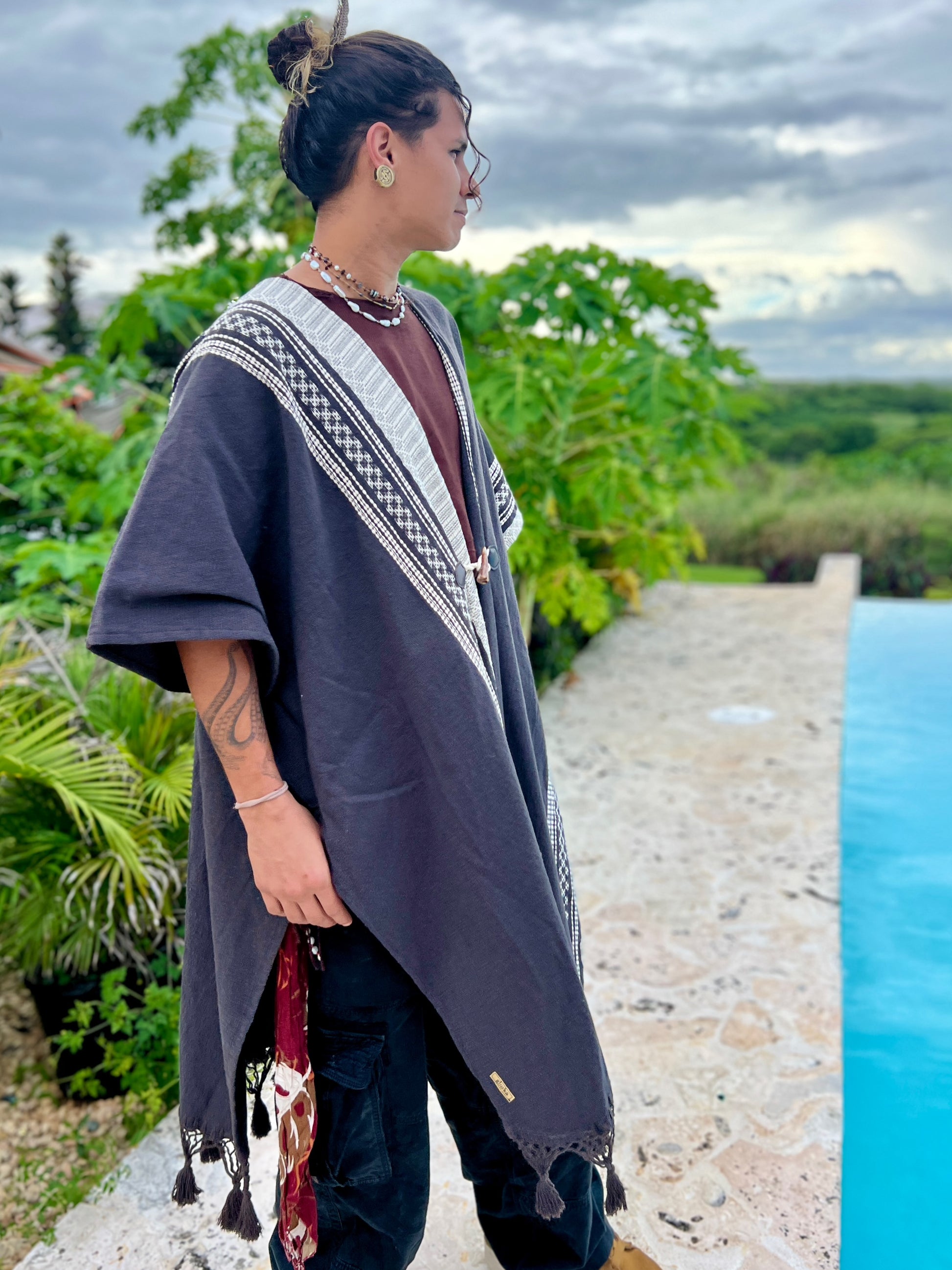 Glorka handwoven mens poncho