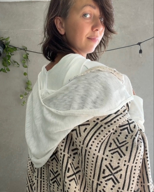 Enam | Nomad Cape | Her