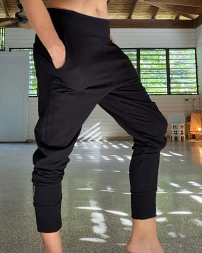 Black Skinny Wander Pant | Her