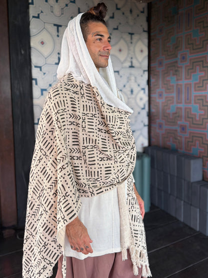Viento | Nomad Cape | Him