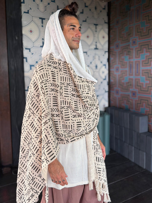 Viento | Nomad Cape | Him