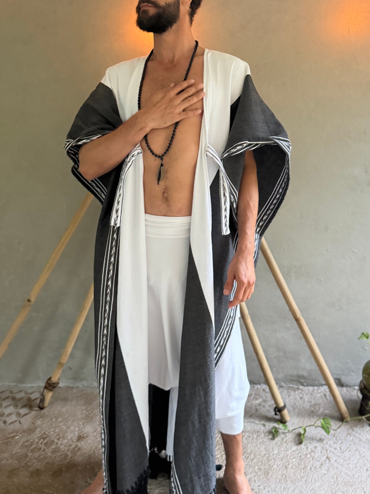 Etera | Handwoven Poncho | Him