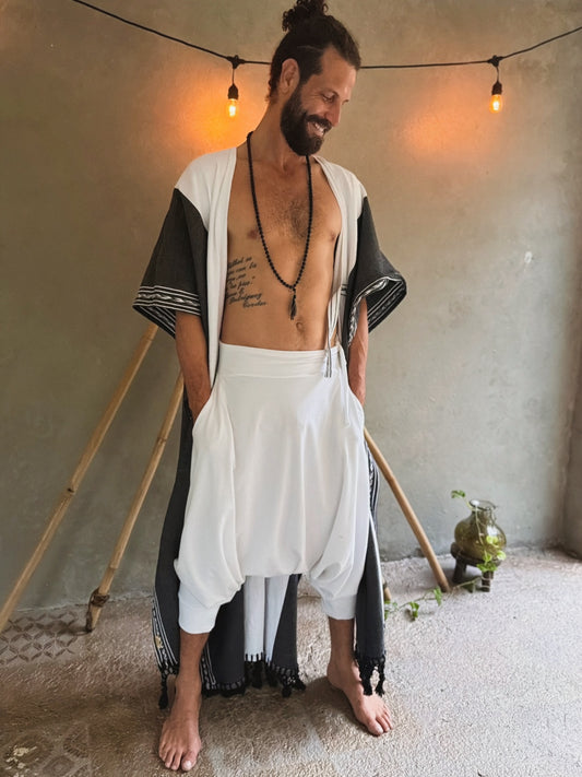 Etera | Handwoven Poncho | Him