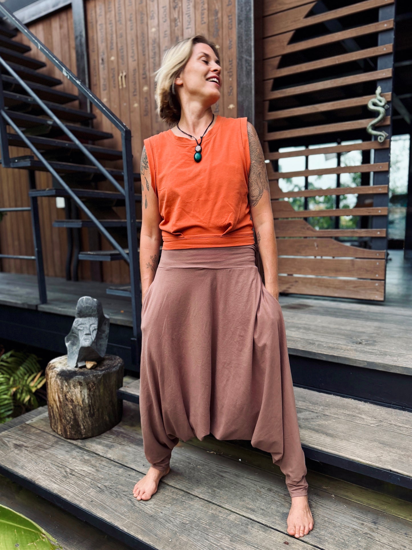 Deep Stretch Pants | Her