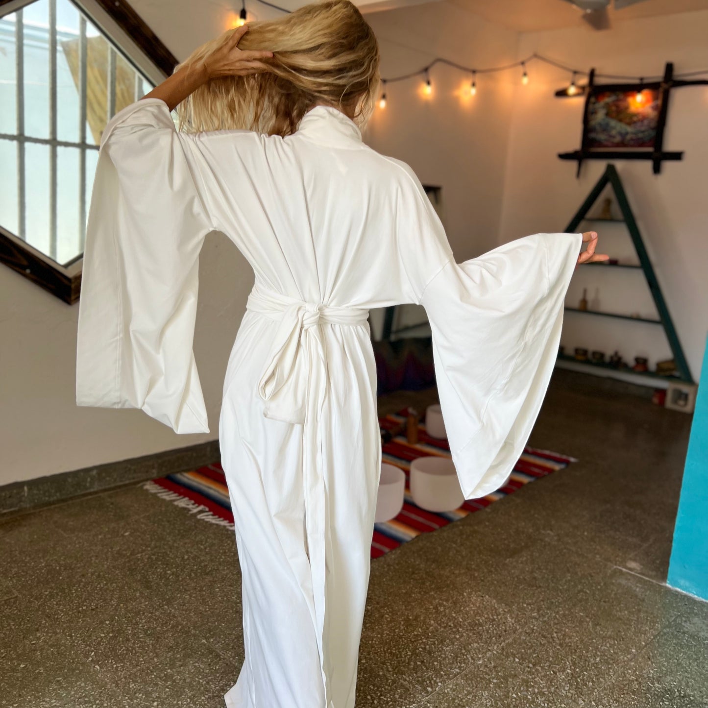 Air Nomad | Traditional Kimono in White | Her