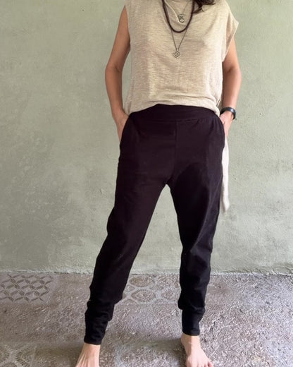 Black Skinny Wander Pant | Her