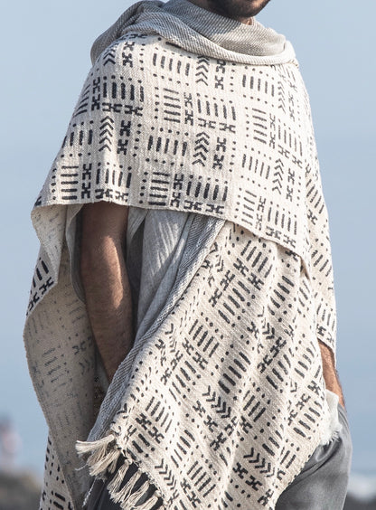 Viento | Nomad Cape | Him