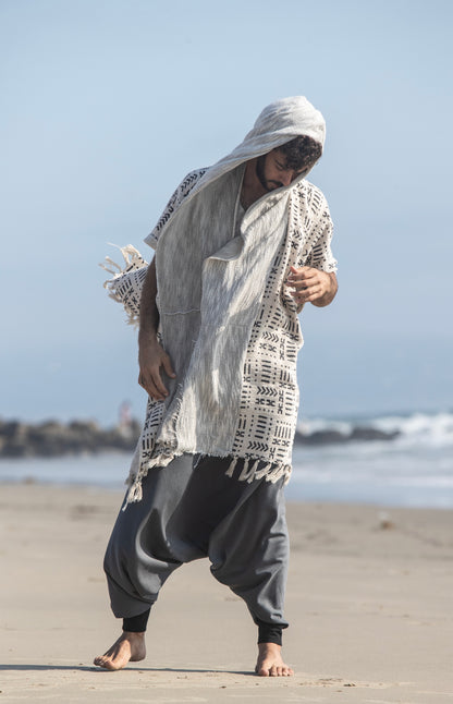 Viento | Nomad Cape | Him